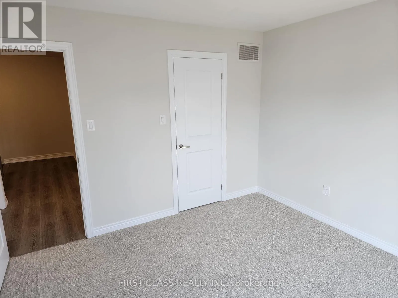 84 - 10 BIRMINGHAM DRIVE