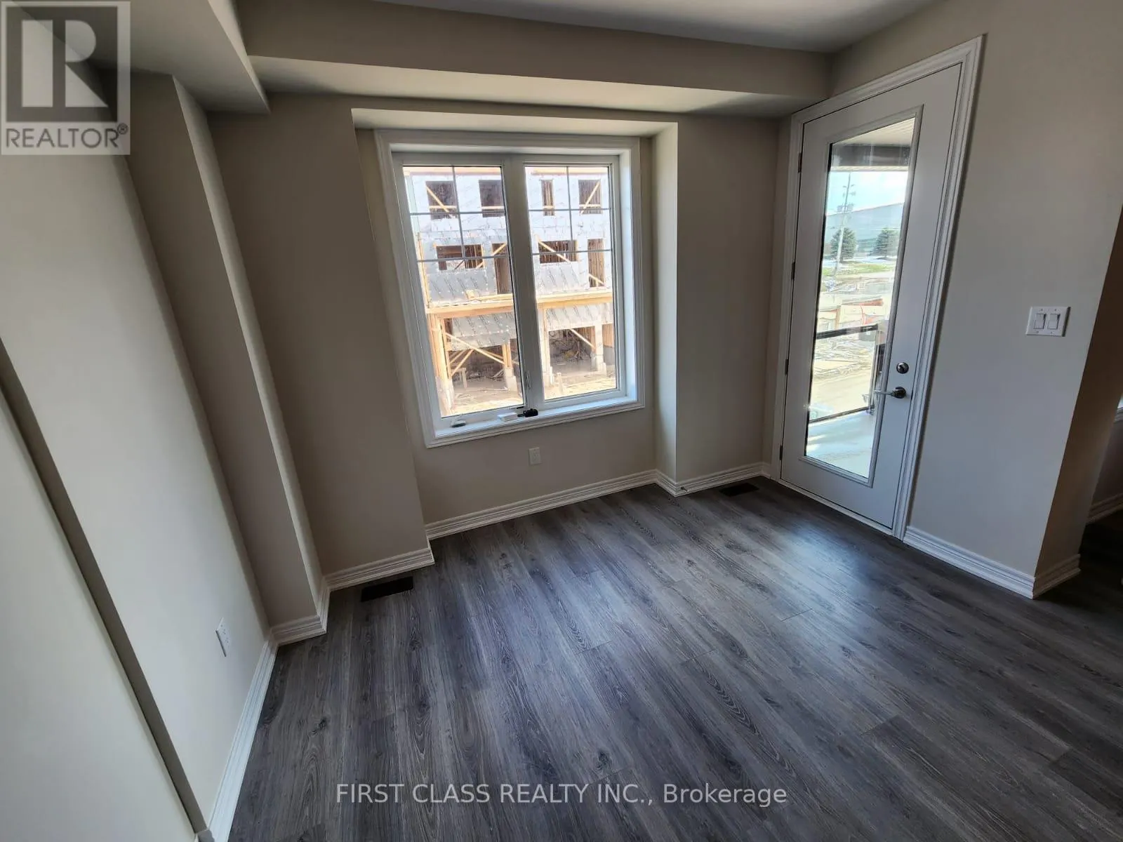 84 - 10 BIRMINGHAM DRIVE