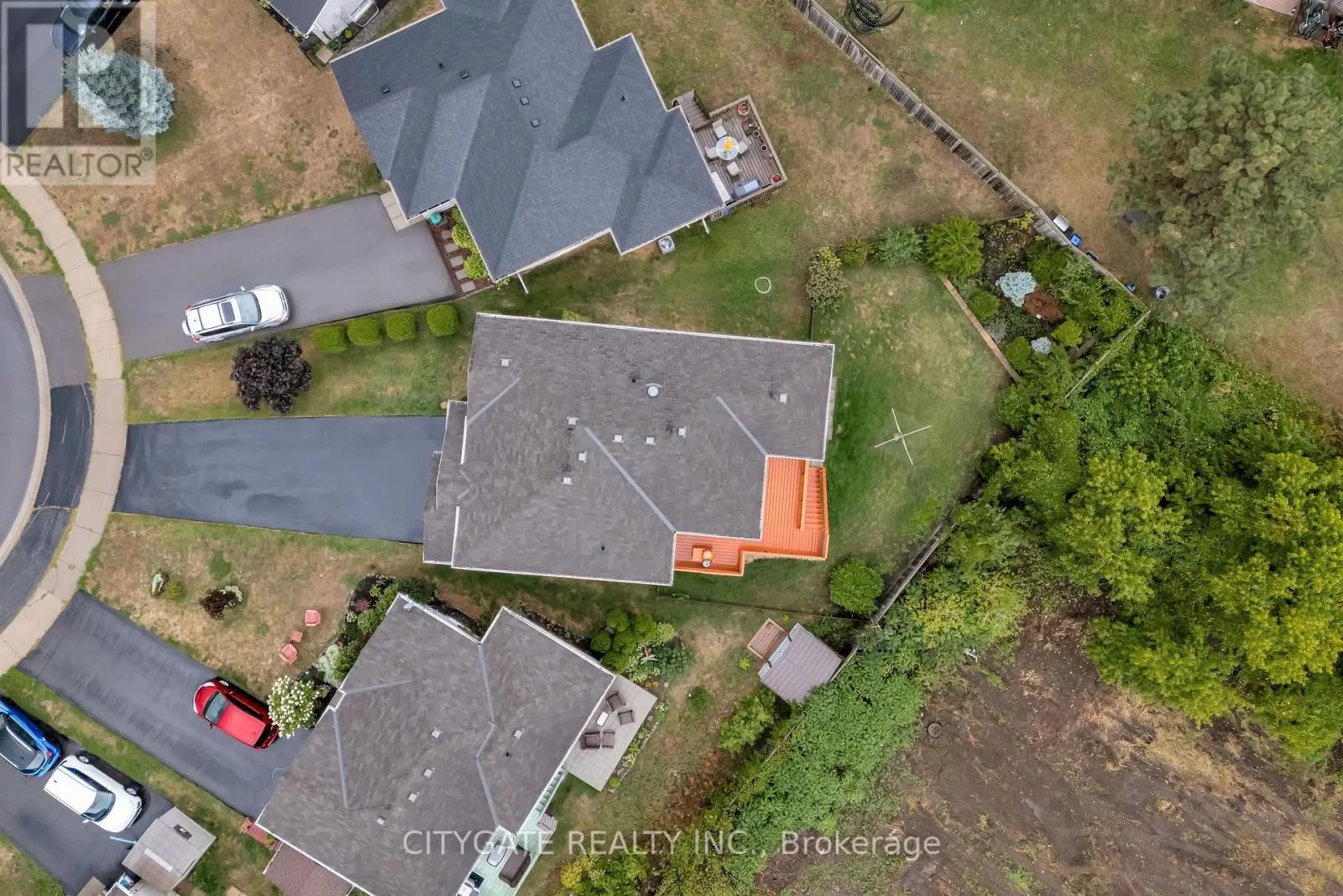 43 FOLLWELL CRESCENT
