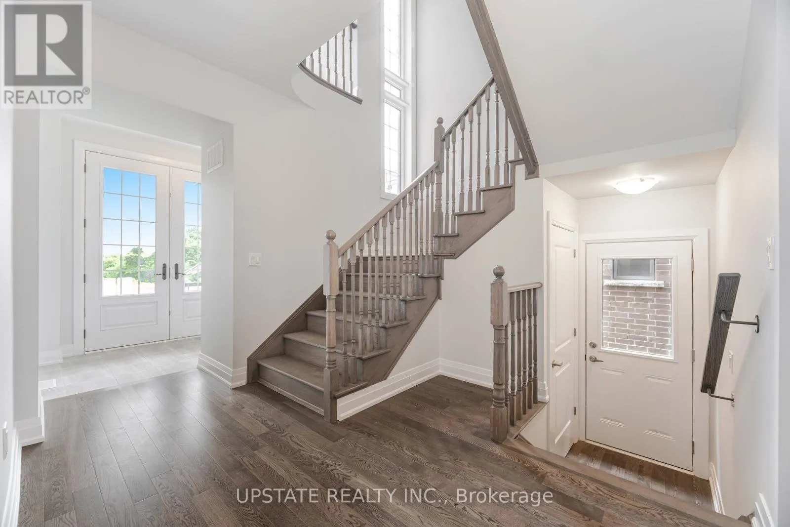 104 HARWOOD AVENUE