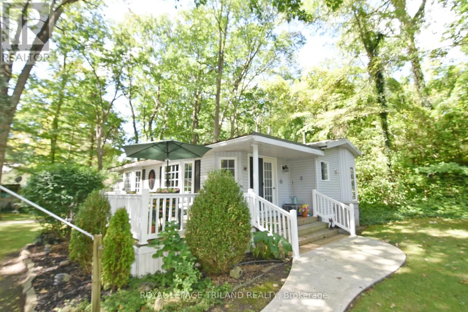 A33 - 9910 NORTHVILLE CRESCENT, #A33