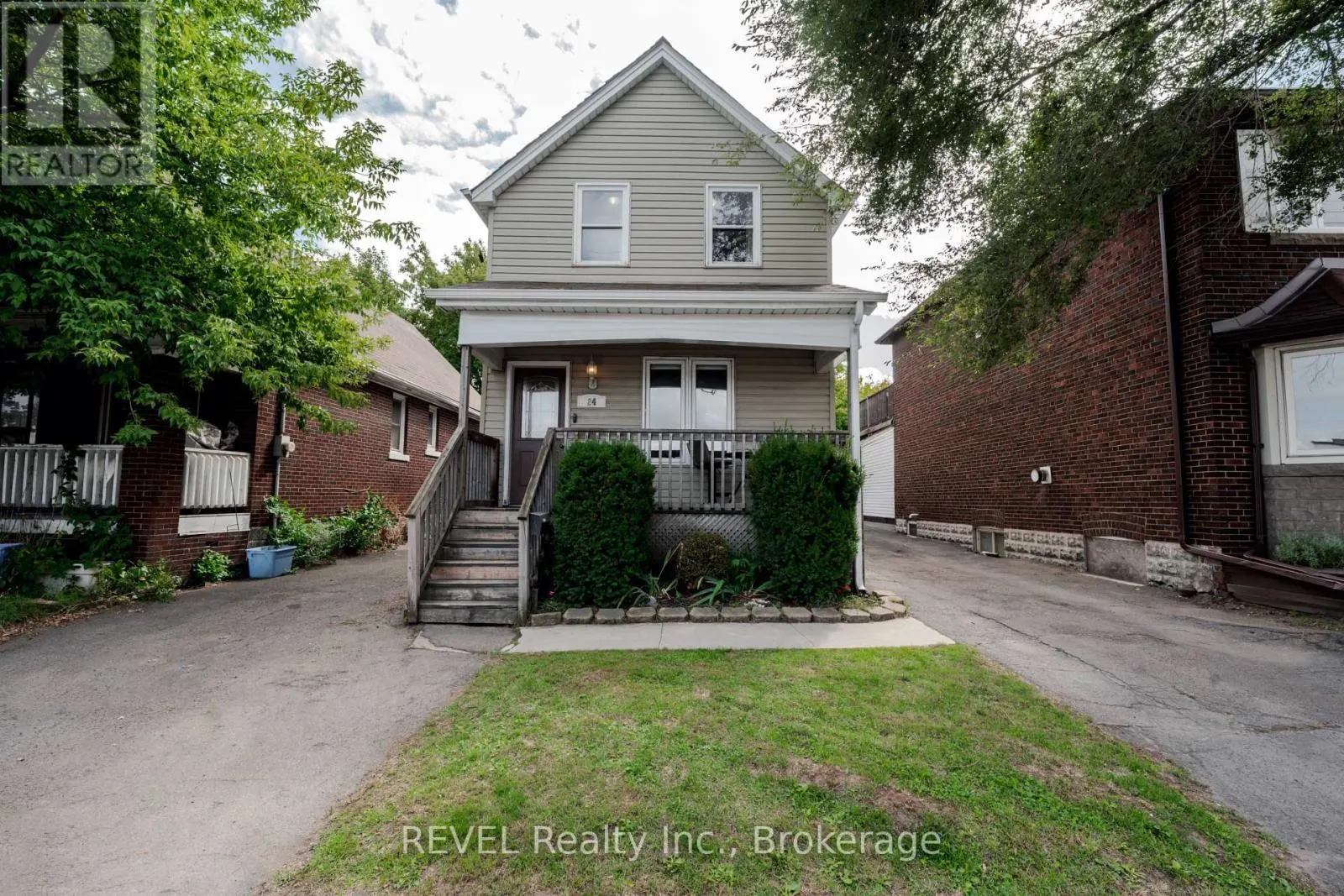 24 IMPERIAL STREET