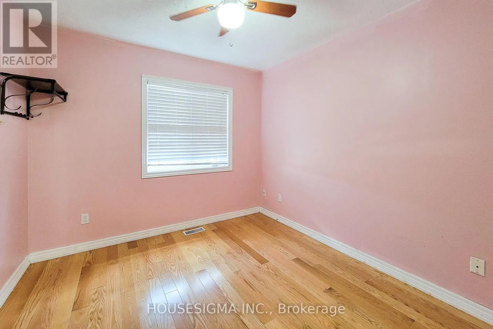 MAIN - 69 PEACHWOOD CRESCENT