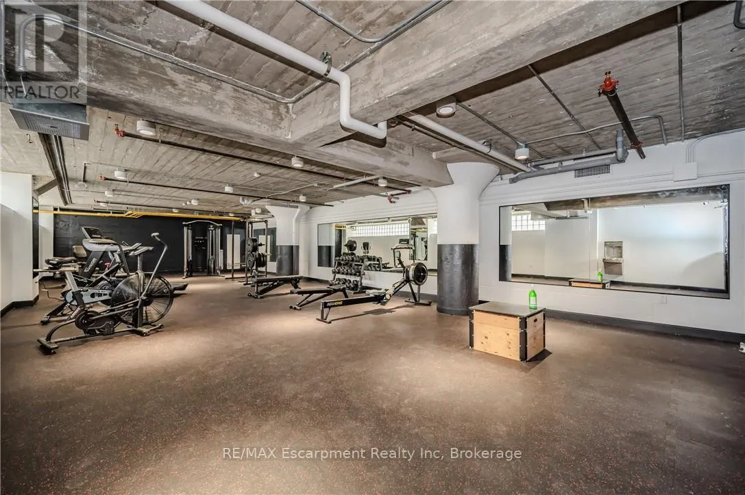 528 - 120 HURON STREET, #528