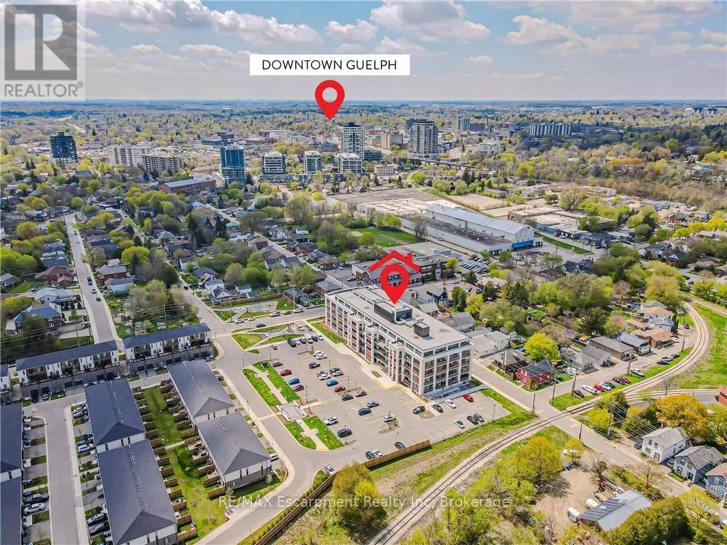 528 - 120 HURON STREET, #528