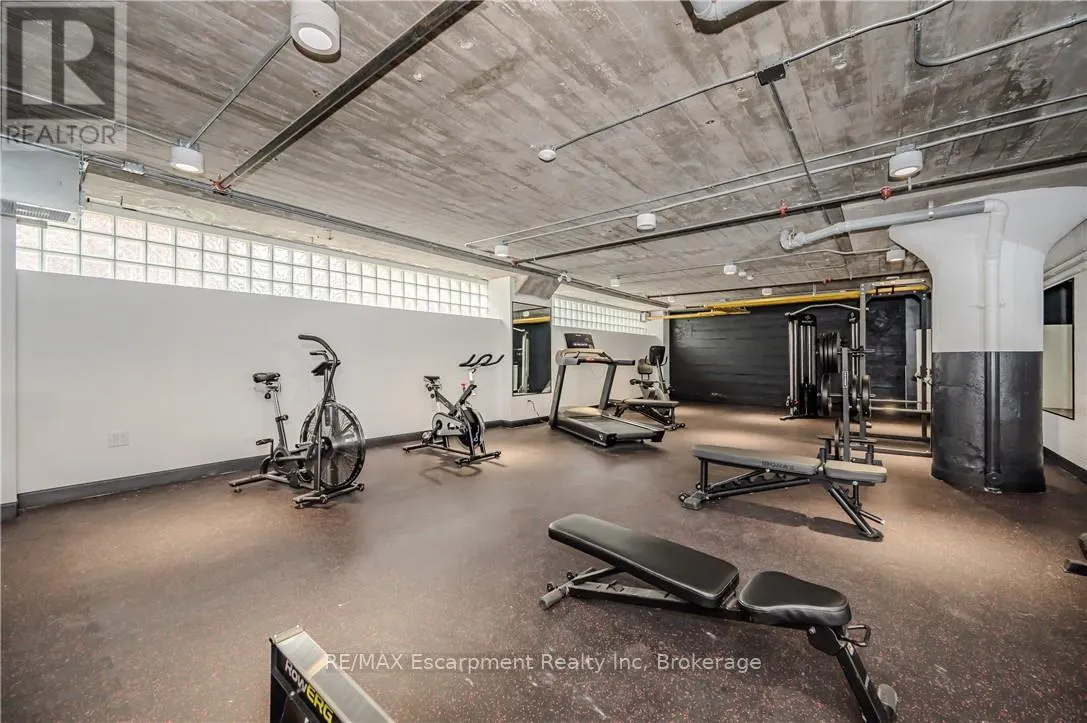 528 - 120 HURON STREET, #528
