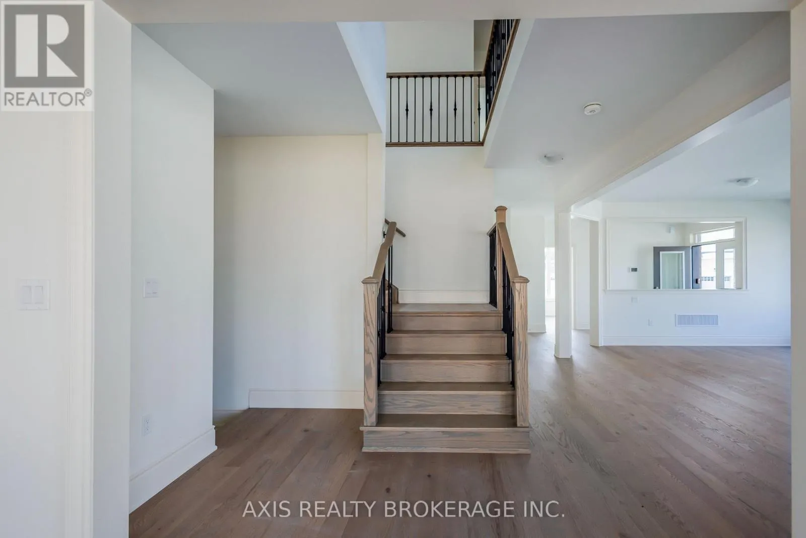 53 HOLCOMB TERRACE