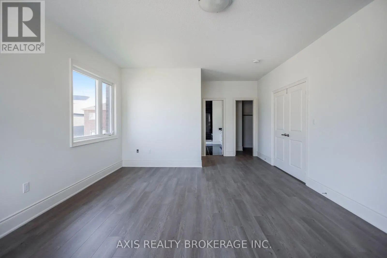 53 HOLCOMB TERRACE
