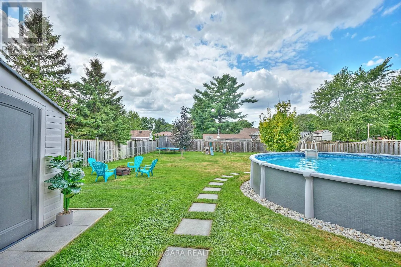 5667 MONTROSE ROAD
