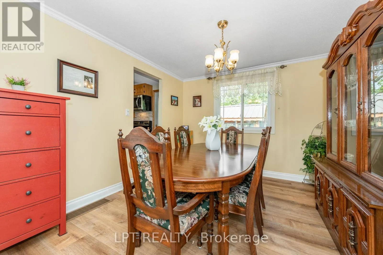 9 DALLAIRE CRESCENT