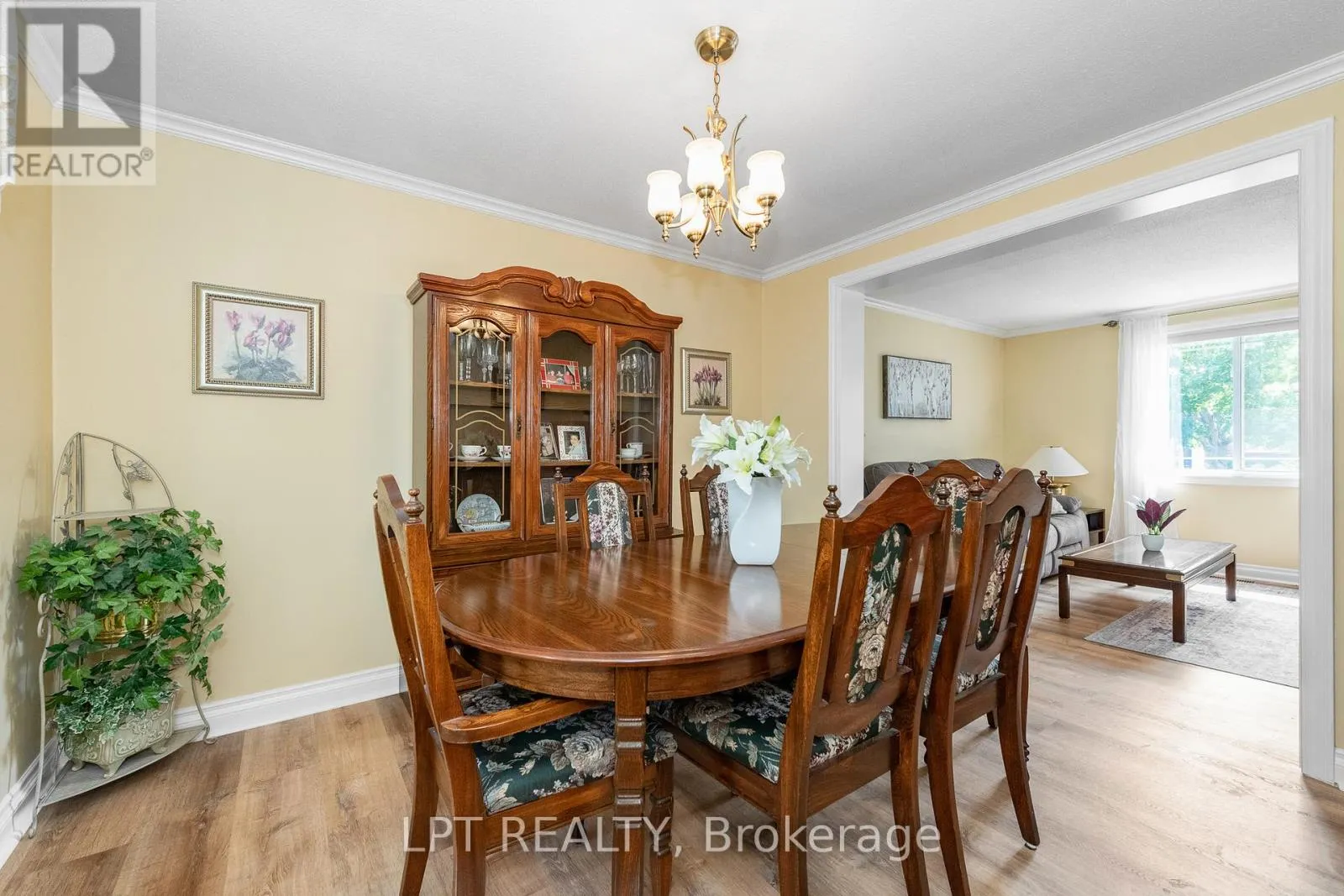 9 DALLAIRE CRESCENT