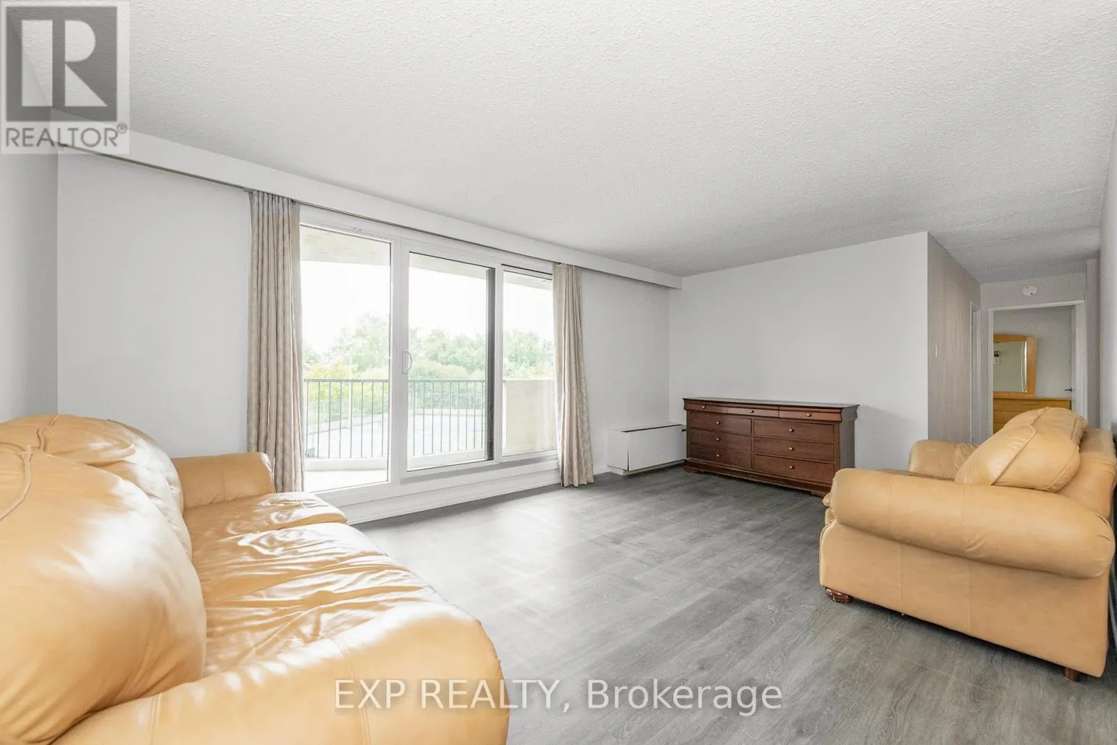 304 - 1025 RICHMOND ROAD