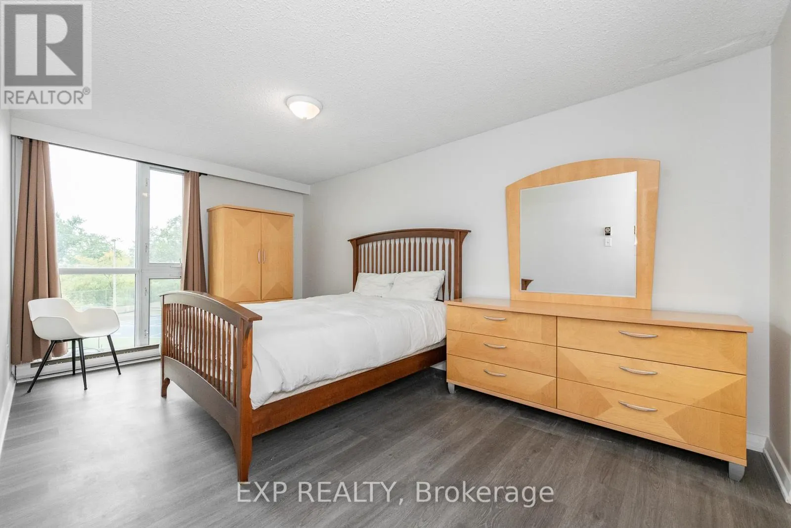 304 - 1025 RICHMOND ROAD