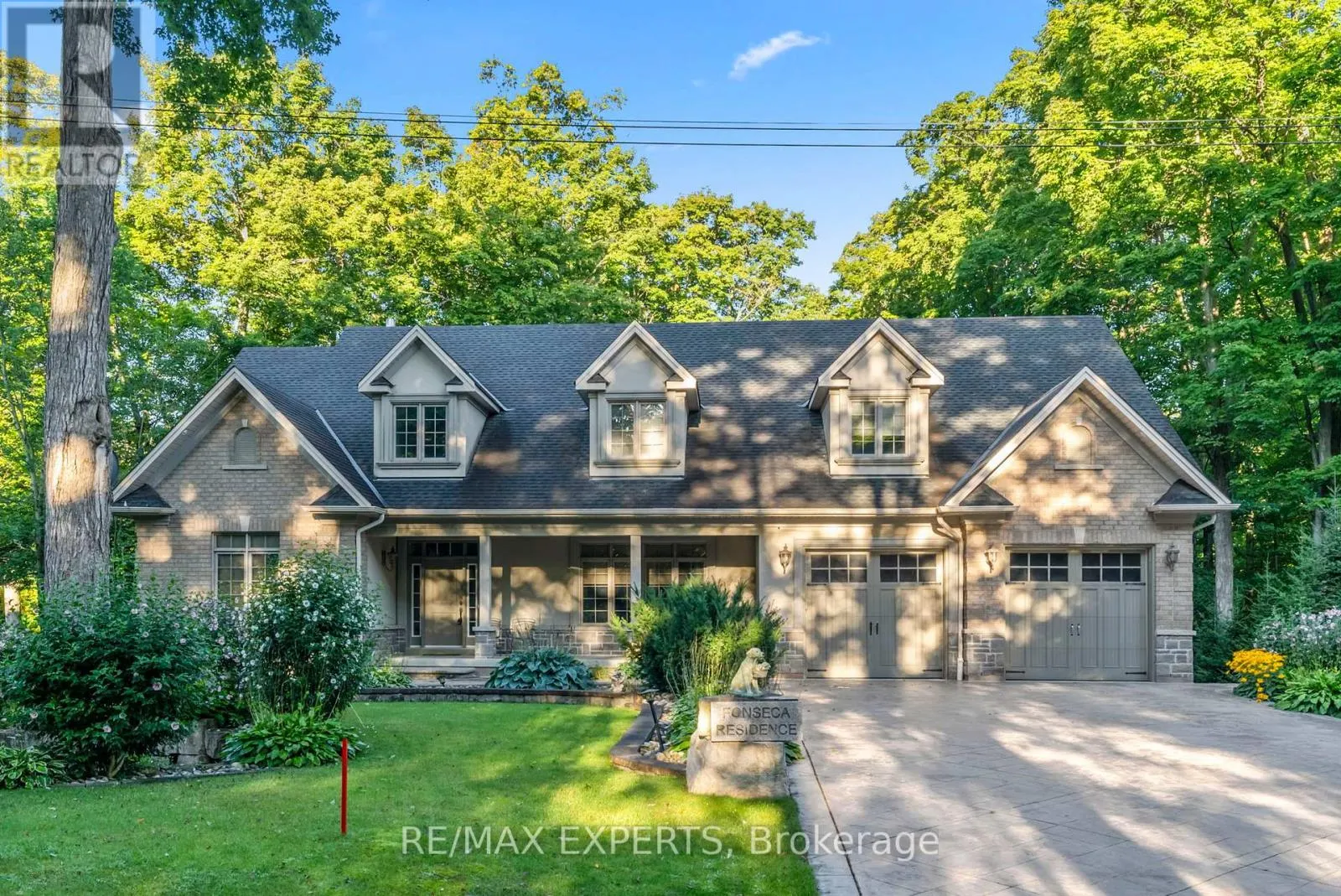 431 MANLEY CRESCENT