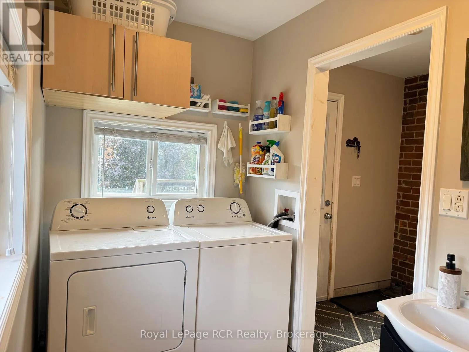 312 18TH STREET W