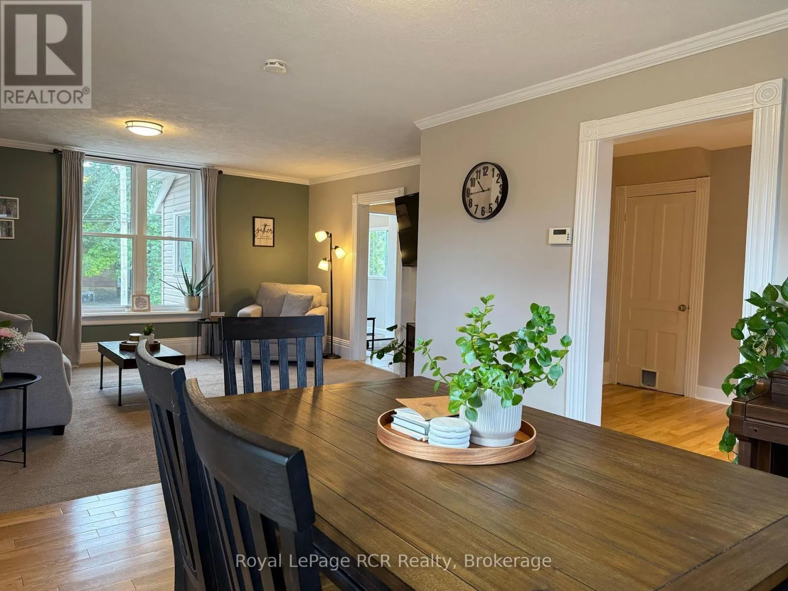 312 18TH STREET W