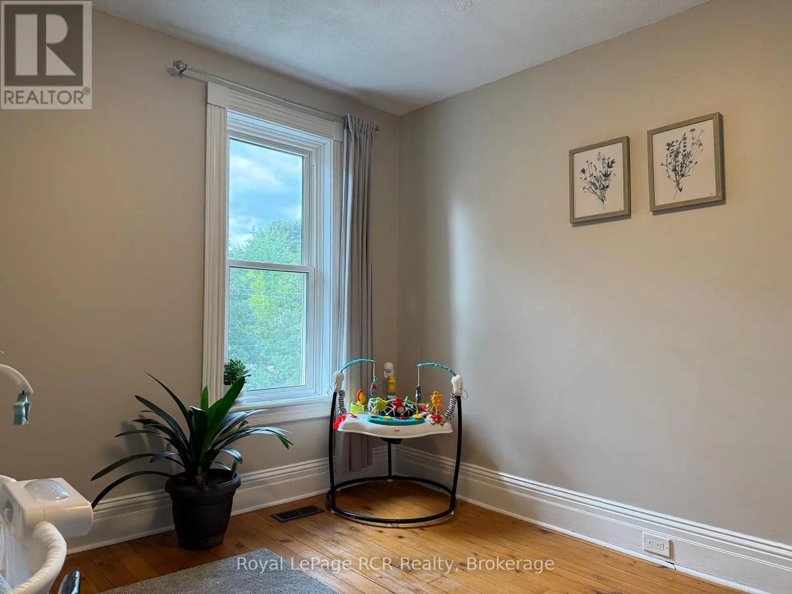 312 18TH STREET W