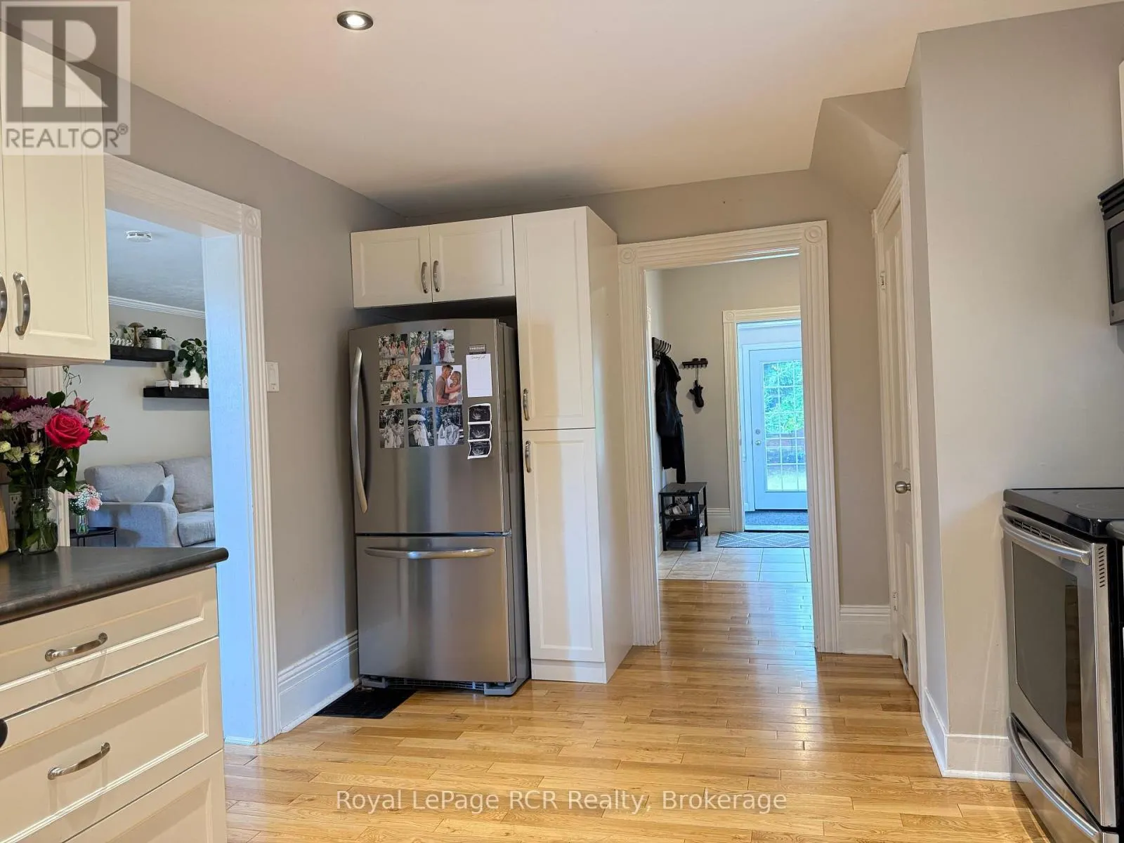 312 18TH STREET W