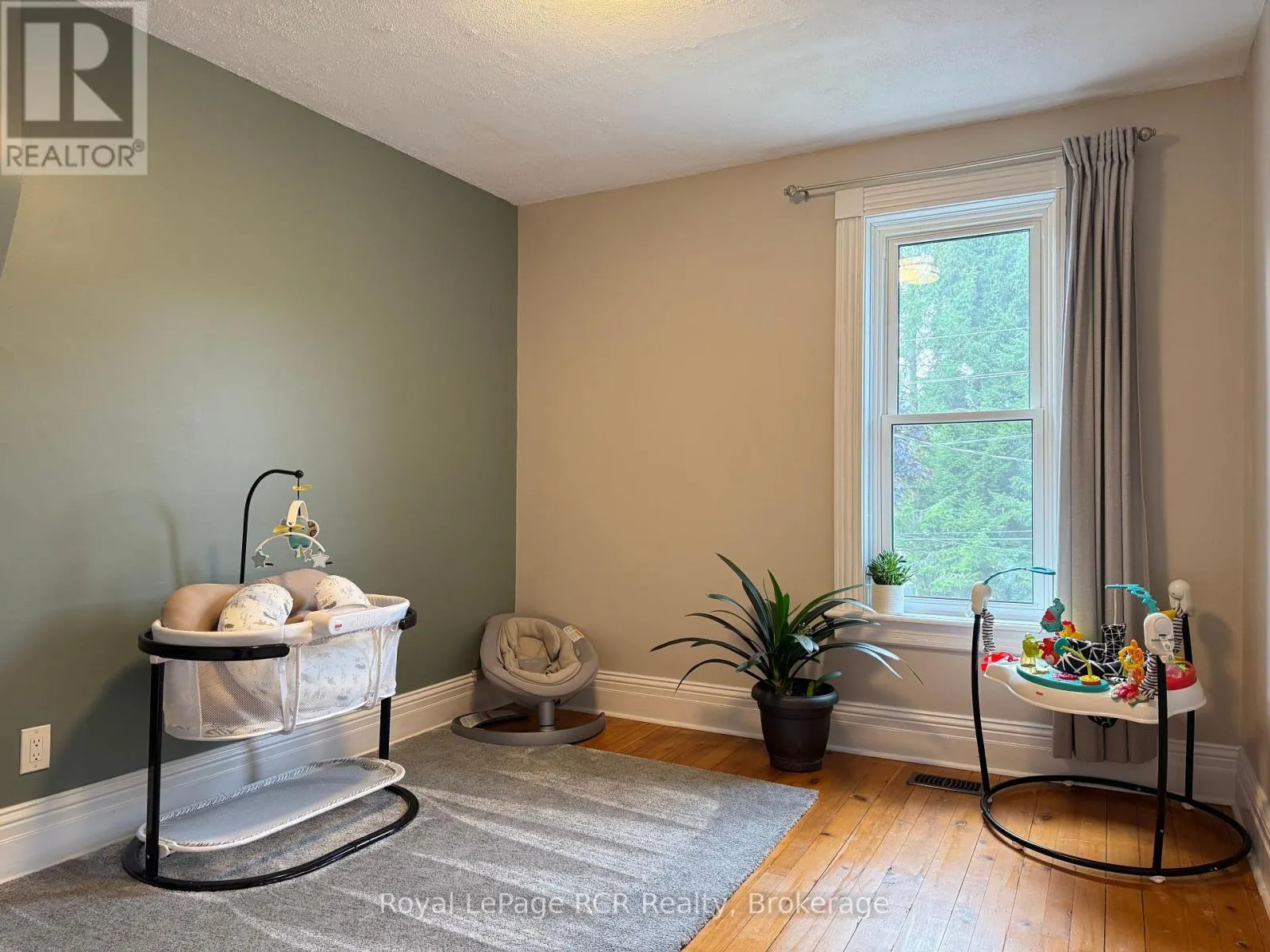 312 18TH STREET W