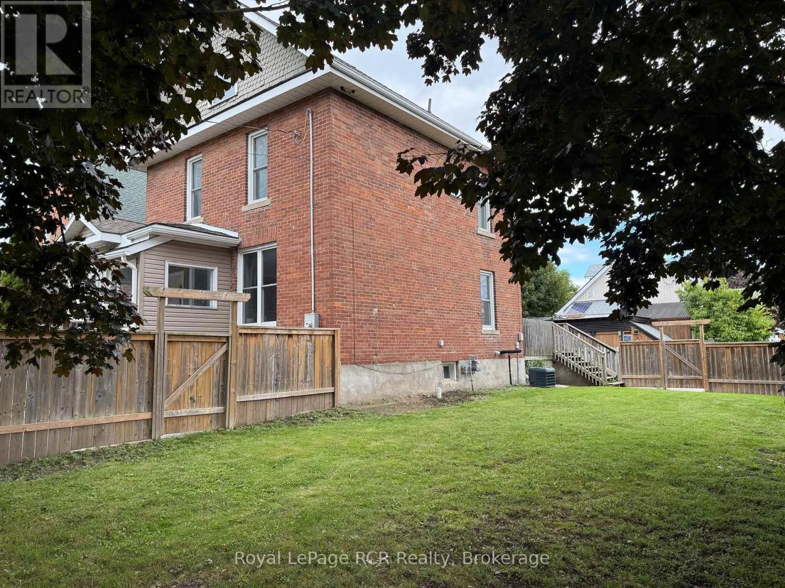 312 18TH STREET W