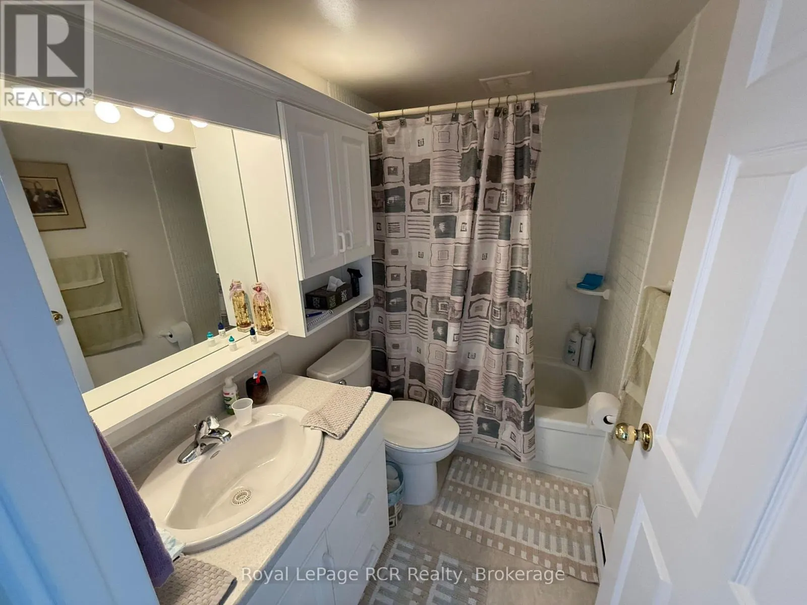 410 - 860 9TH STREET E, #410