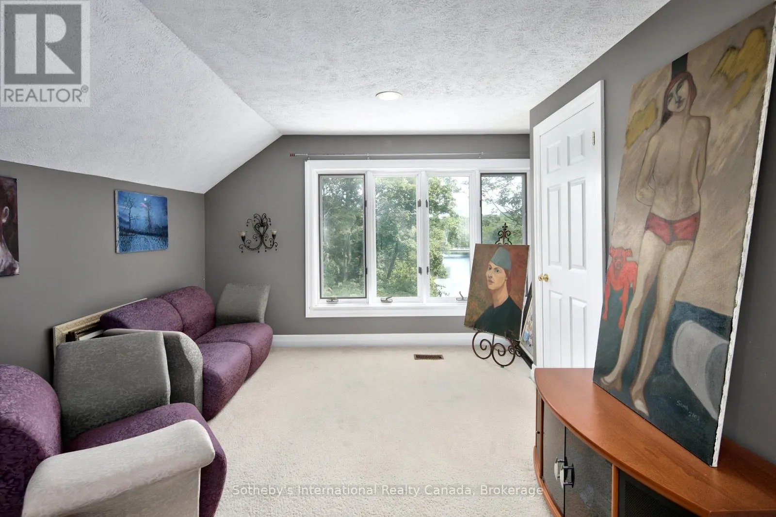 457 2ND AVENUE W