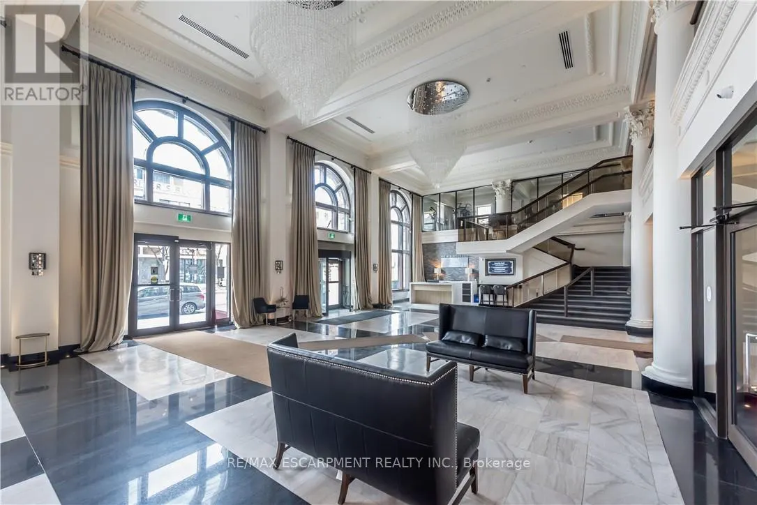 705 - 112 KING STREET E