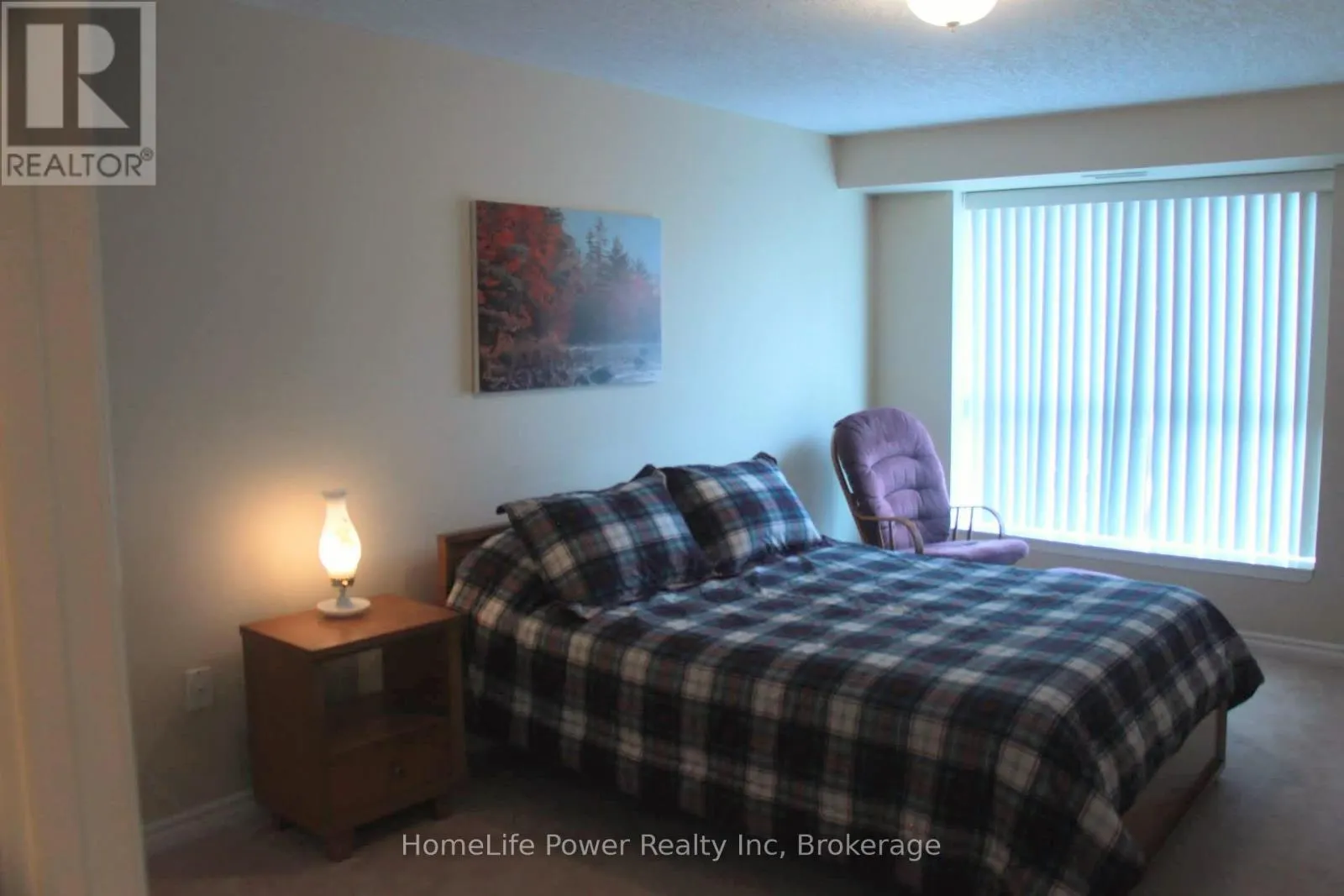 208 - 20 ST GEORGE STREET, #208