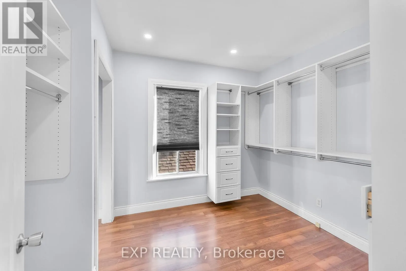 200 KENSINGTON AVENUE N