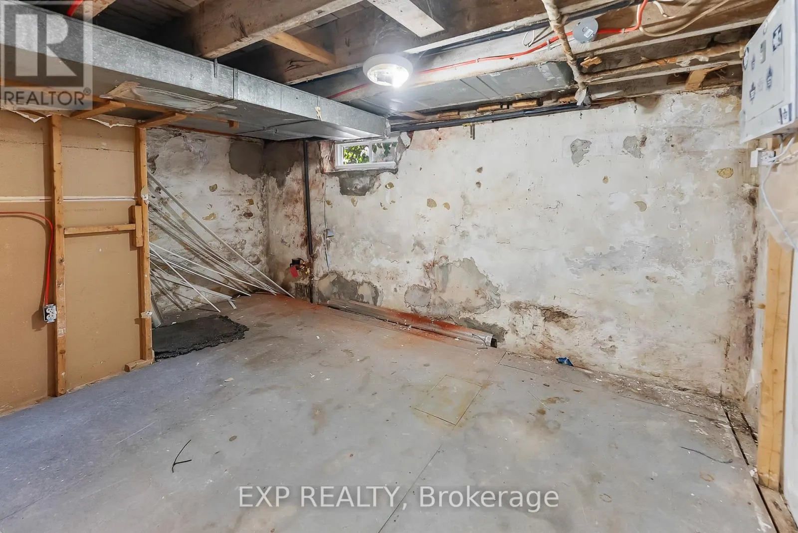 200 KENSINGTON AVENUE N
