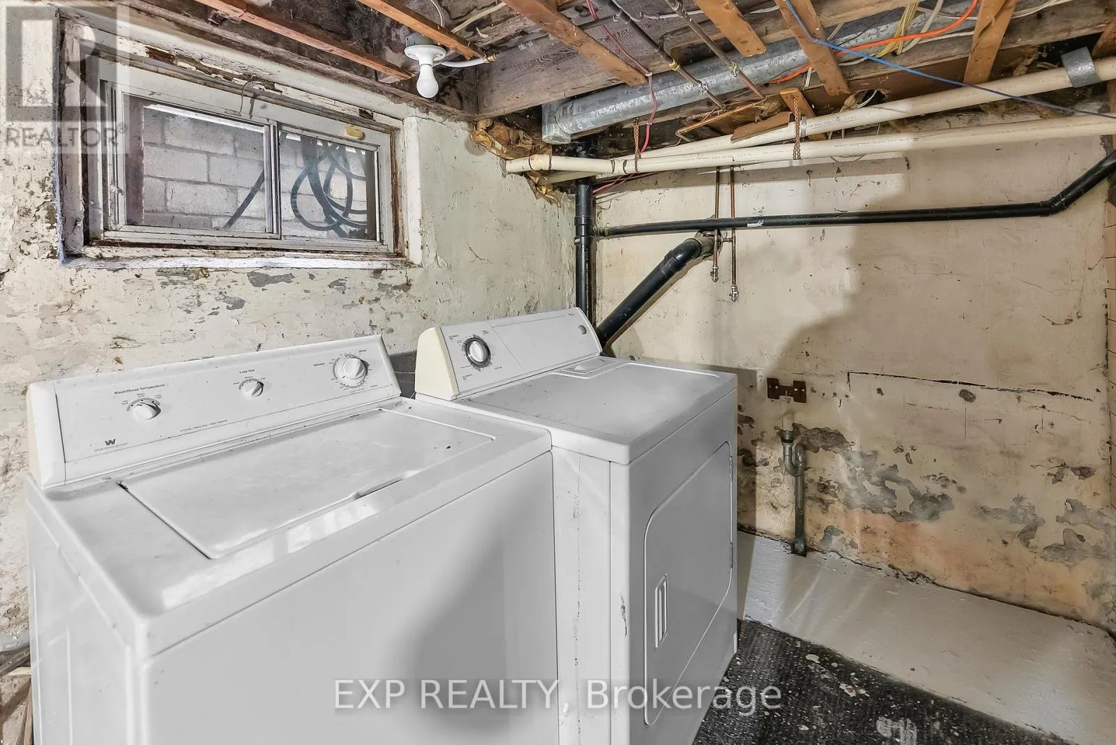 200 KENSINGTON AVENUE N