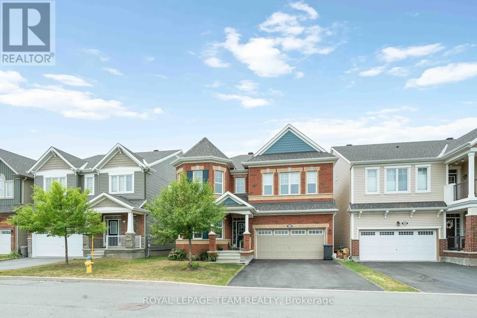 648 PEARL DACE CRESCENT
