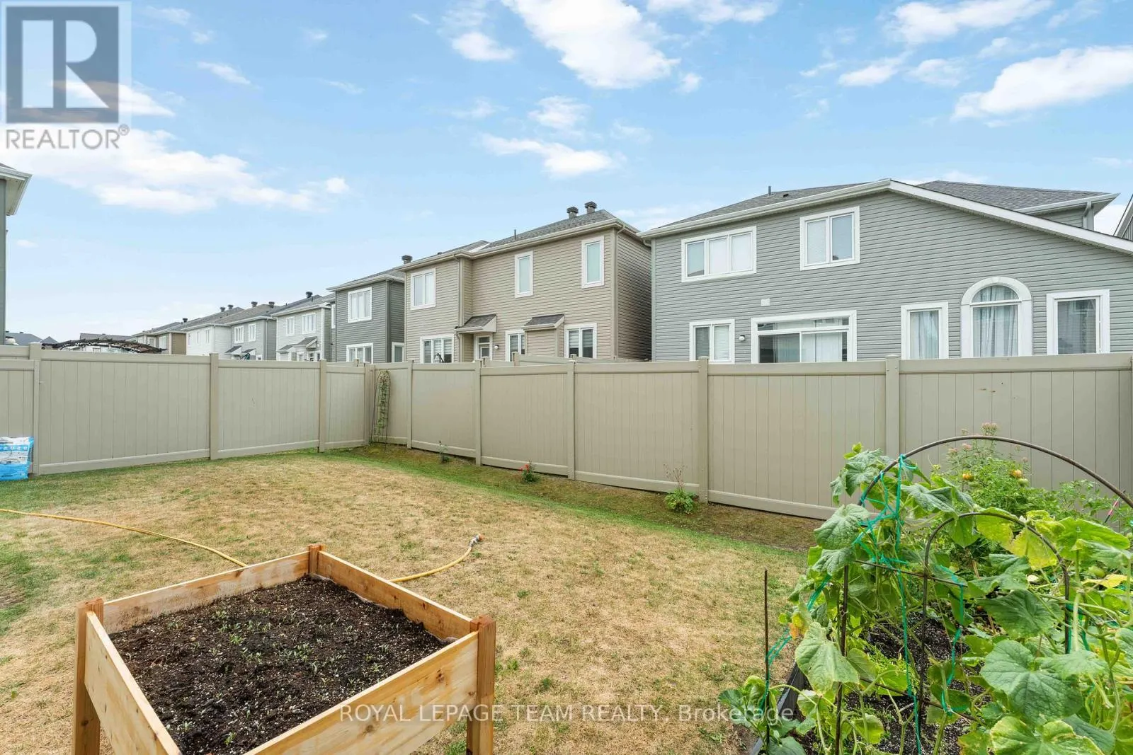 648 PEARL DACE CRESCENT