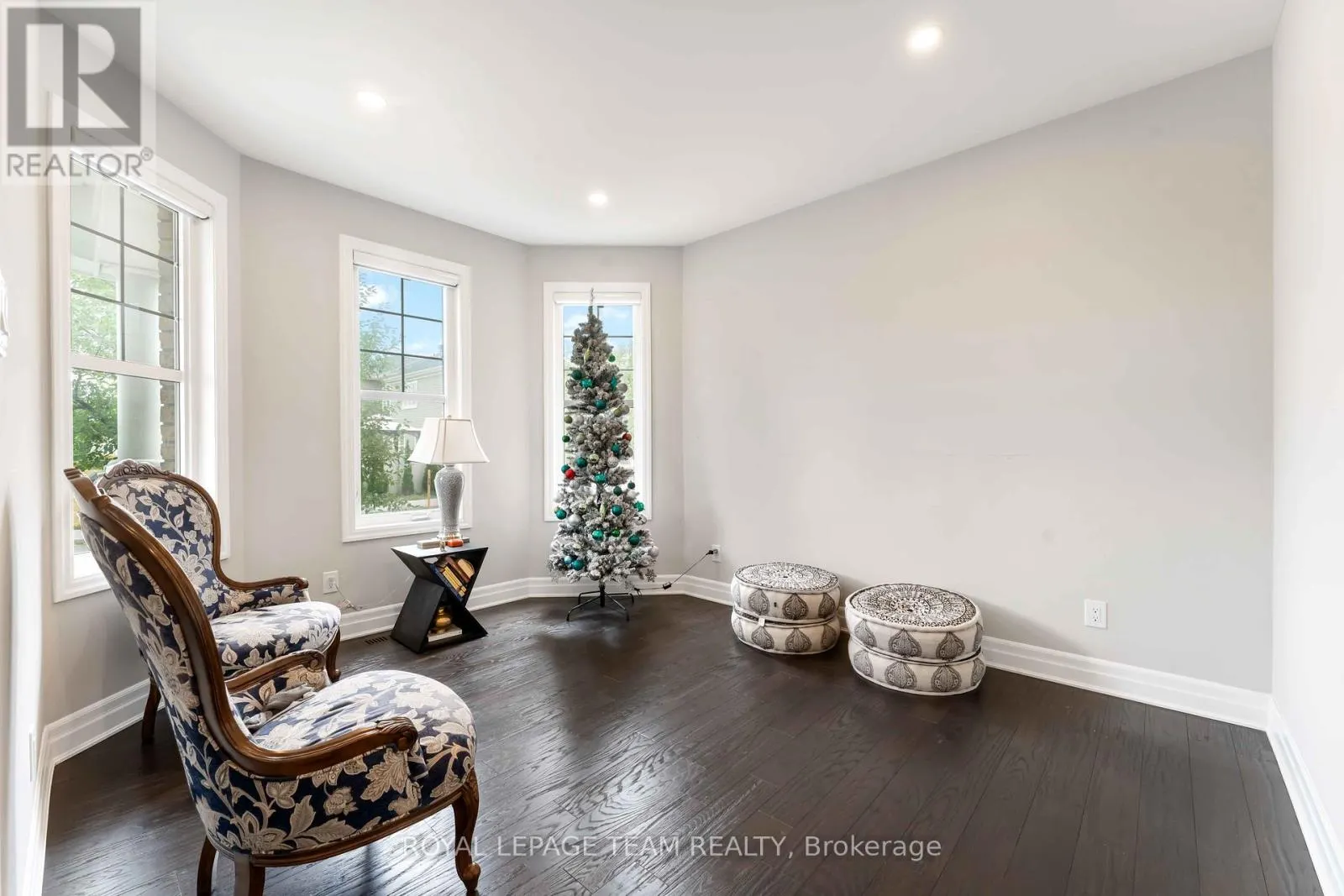 648 PEARL DACE CRESCENT