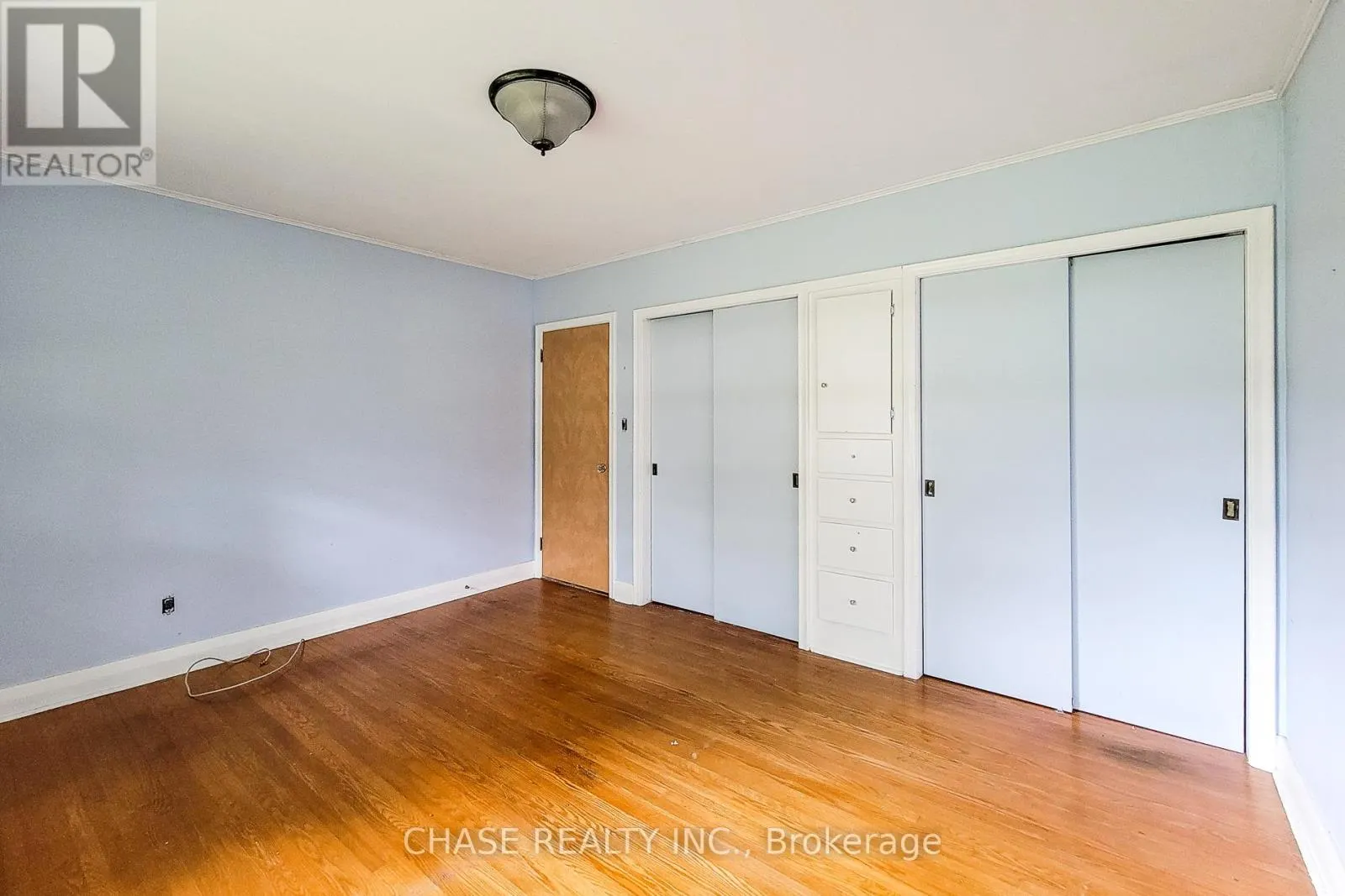 371 ROBINA ROAD