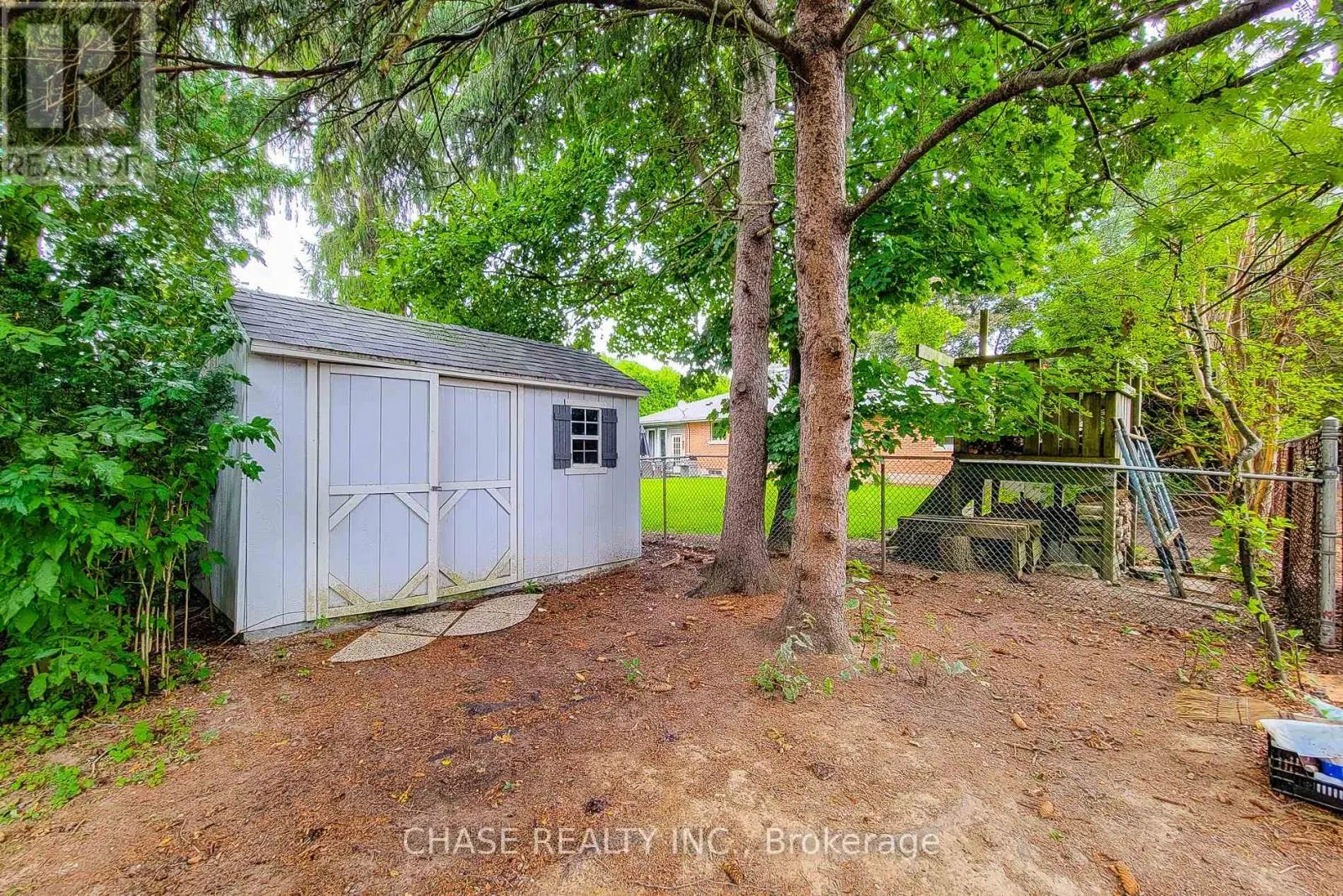 371 ROBINA ROAD