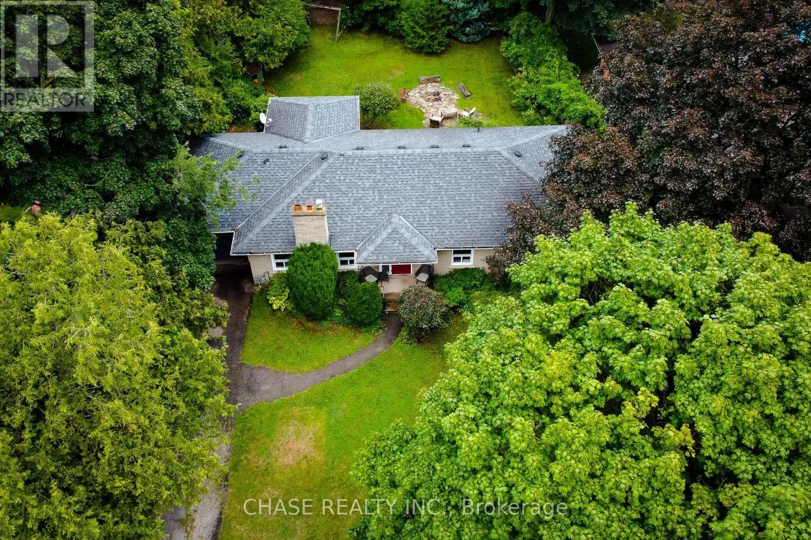 371 ROBINA ROAD