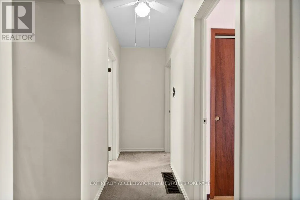 28 SUNSET CRESCENT