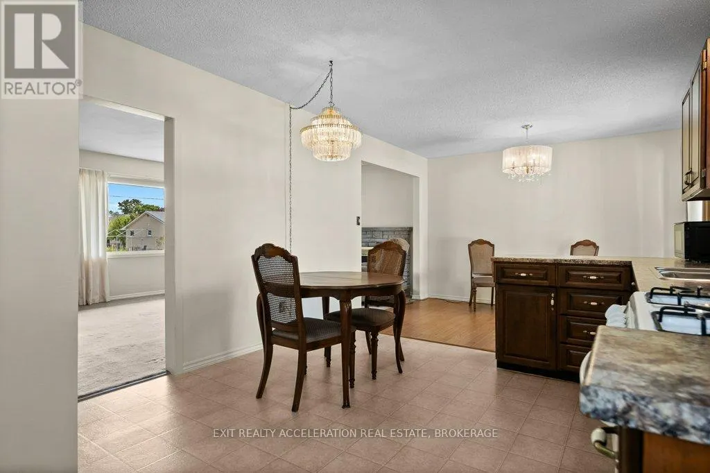 28 SUNSET CRESCENT