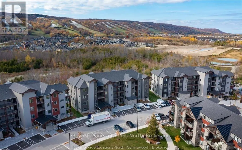302 - 18 BECKWITH LANE, #302