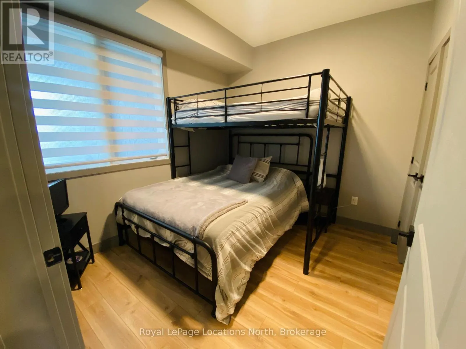 302 - 18 BECKWITH LANE, #302