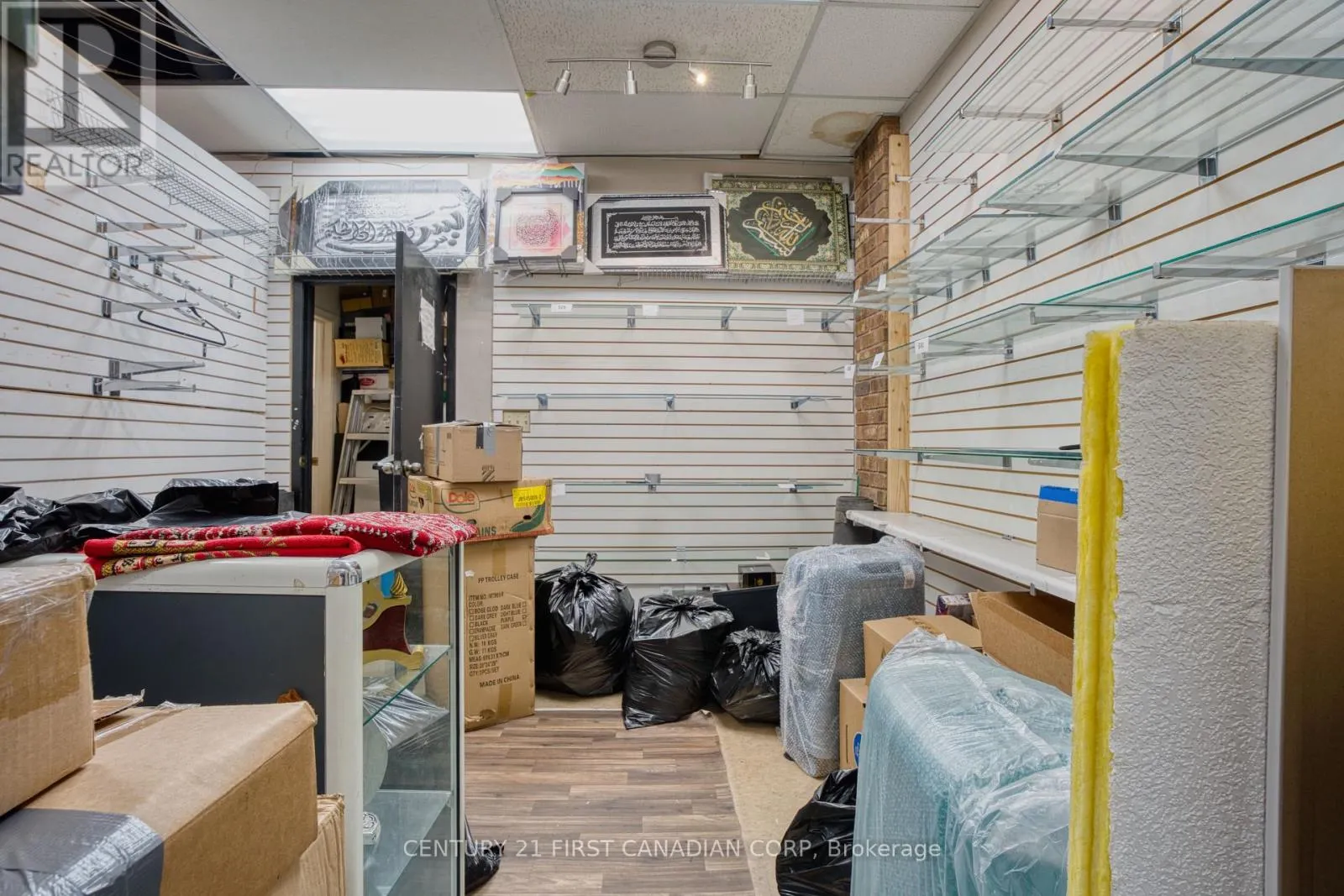 UNIT 4 & 7 - 89 WHARNCLIFFE ROAD N, #Unit 4 & 7
