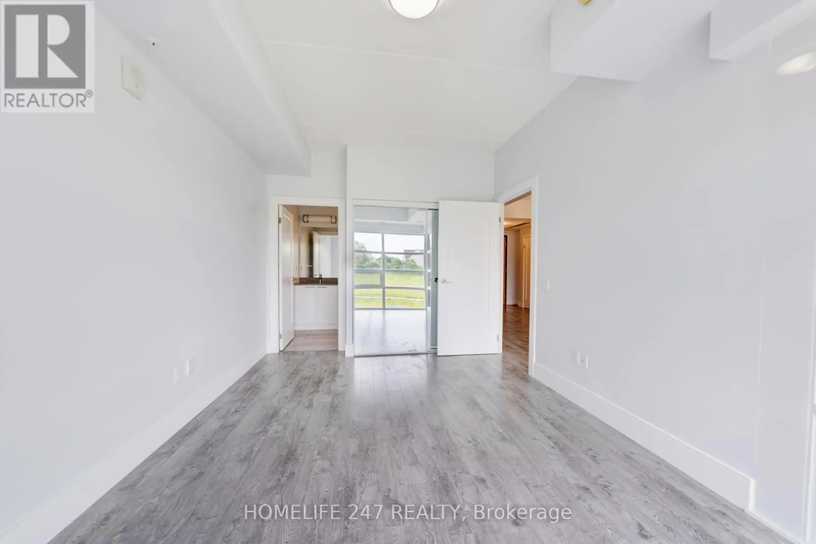 305 - 15 PRINCE ALBERT BOULEVARD