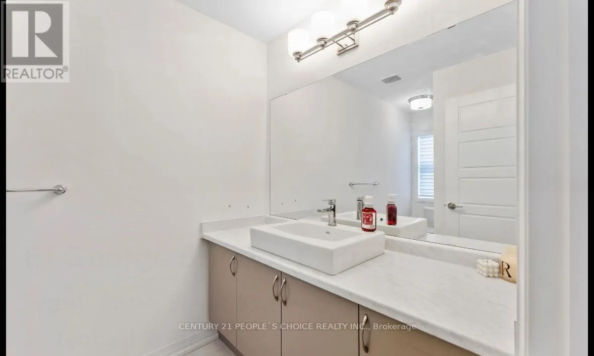 61 GEORGE BRIER DR DRIVE E