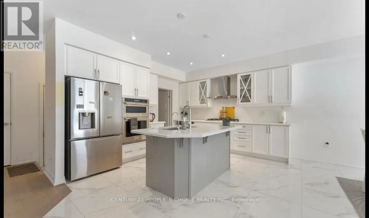 61 GEORGE BRIER DR DRIVE E