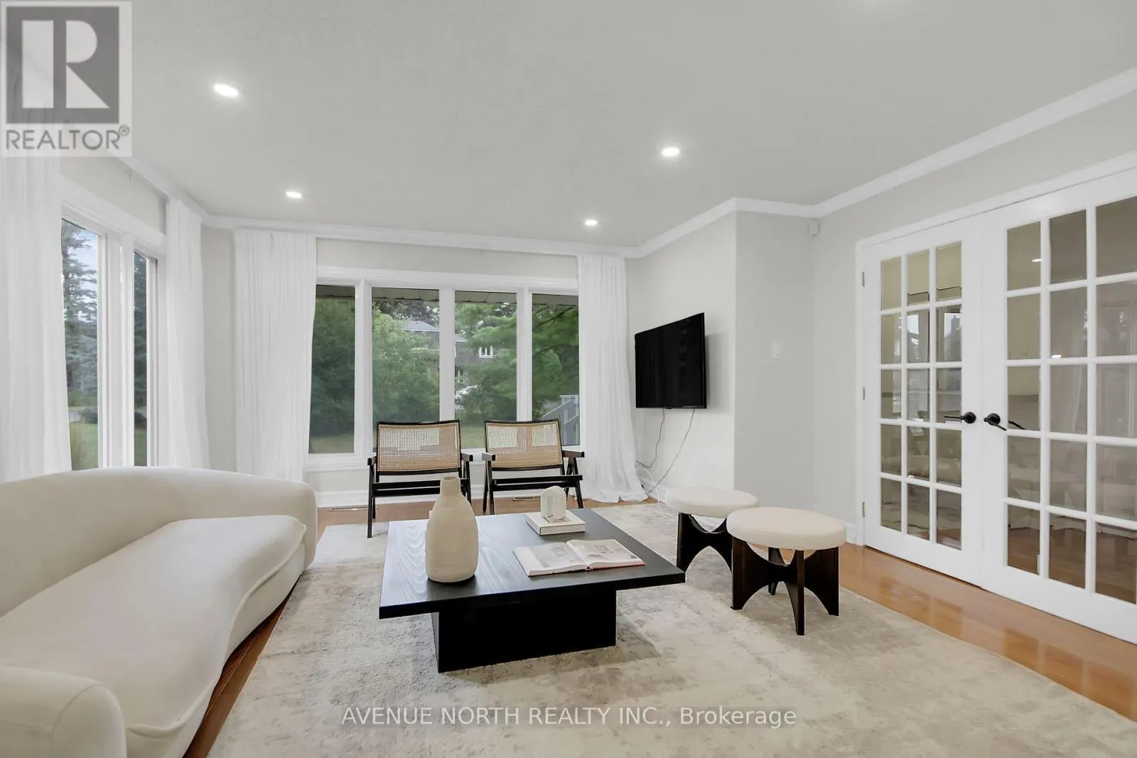 65 ROTHWELL DRIVE