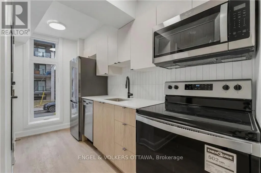 2 - 6B MONK STREET