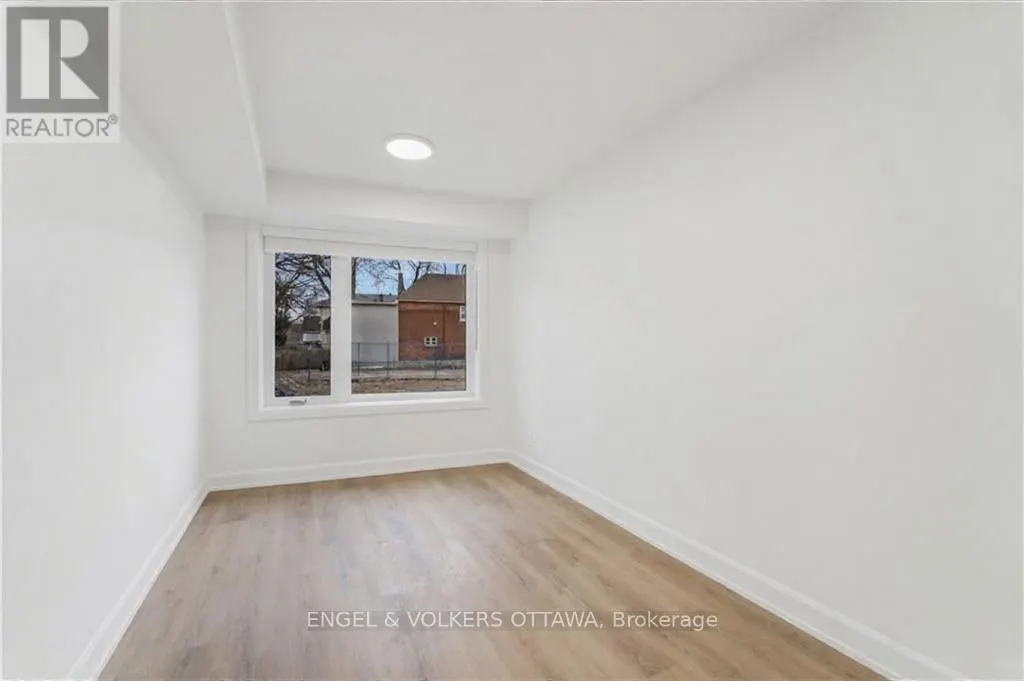 2 - 6B MONK STREET