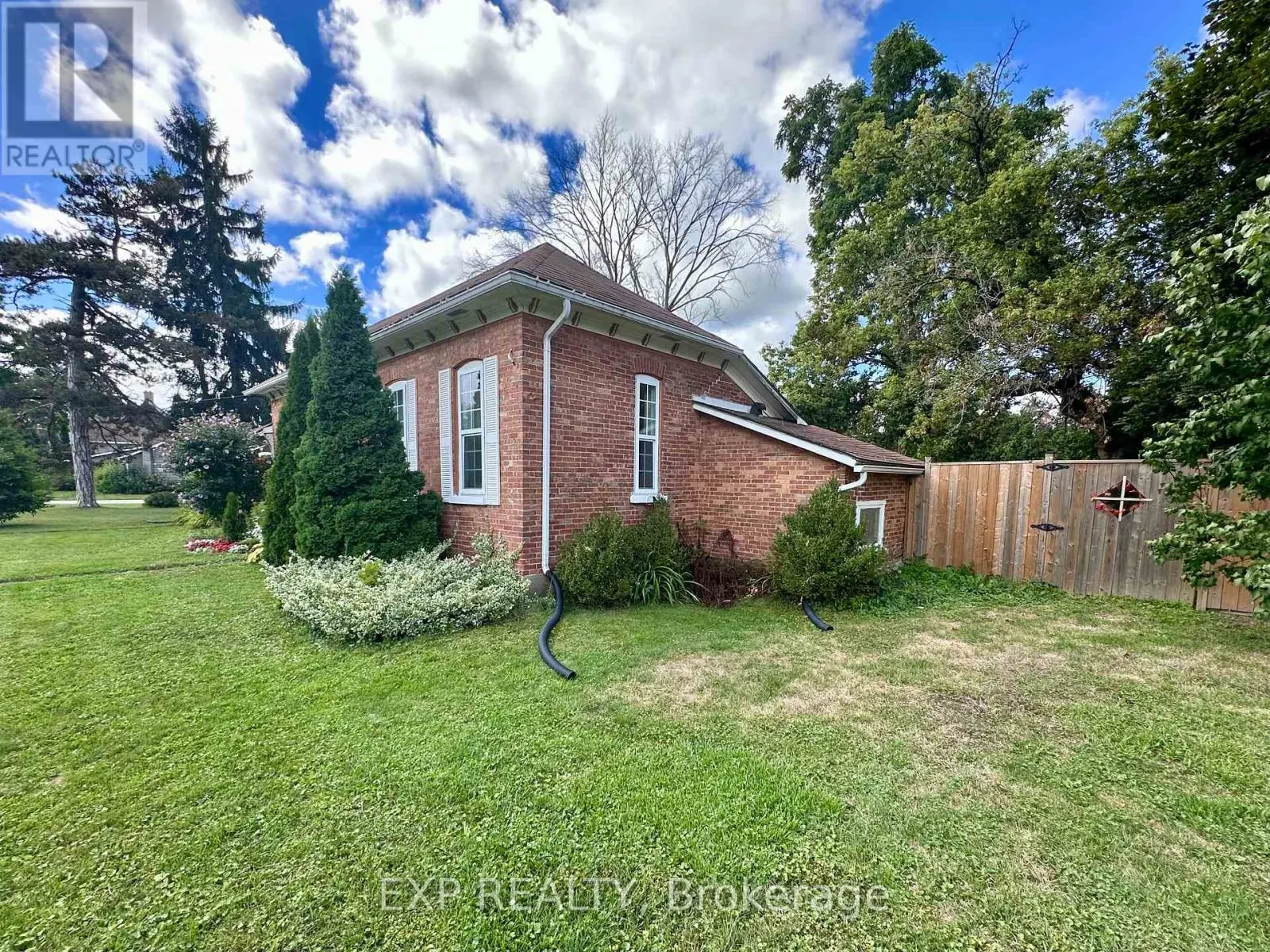 76 SARAH STREET