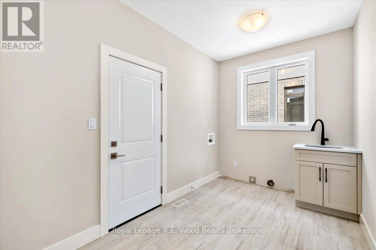 61 SUNVIEW DRIVE